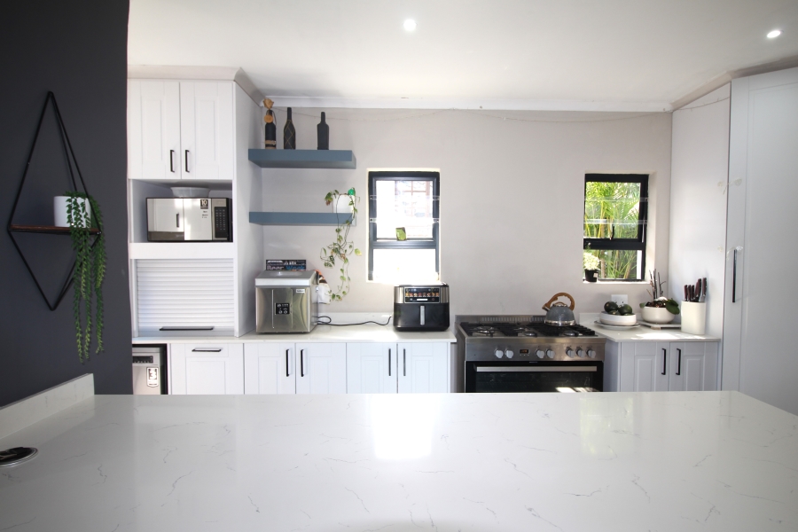3 Bedroom Property for Sale in Beacon Bay Eastern Cape